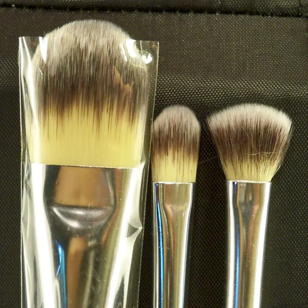 New IT Cosmetics 6 Brush Set By Jamie Kern Innovative Technology Cosmetics
